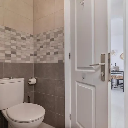 Big Terrace تاوريتو